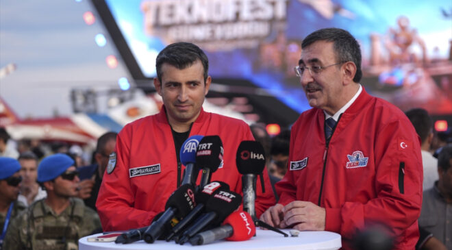 Cevdet Yılmaz: TEKNOFEST, yapıldığı illere, Güneydoğu’ya turizm olarak da önemli değer katıyor