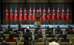 Cumhurbaşkanı Erdoğan: Haksız kazanç elde eden kim olursa olsun bedelini ödeyecek