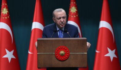 Cumhurbaşkanı Erdoğan: Türkiye, alengirli işlerle kendisine operasyon çekilmesine izin vermez