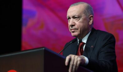 Cumhurbaşkanı Erdoğan vefatının 8. yılında Ara Güler’i andı