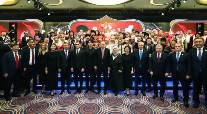 Emine Erdoğan’dan TDT liderleriyle akşam yemeği paylaşımı