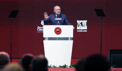 Erdoğan: Teknooligarklara karşı en büyük güvencemiz Teknofest gençliği olacak