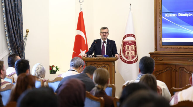İletişim Başkanı Duran: Dezenformasyon konusunu önceliklerimizin birinci sırasına koyduk