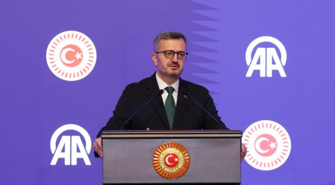 İletişim Başkanı Duran: Dezenformasyonla mücadelede tüm kamu kurumlarıyla çalışıyoruz
