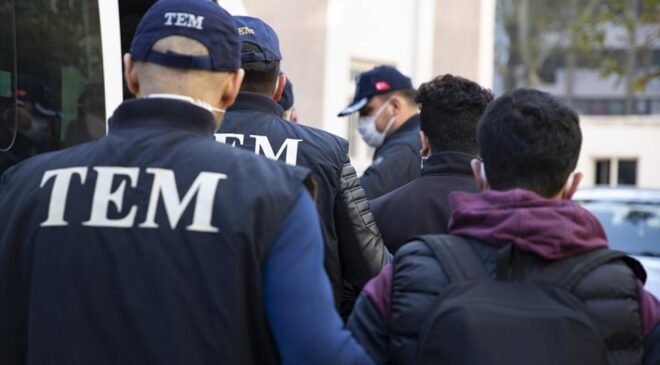 İstanbul’da DEAŞ ve El Kaide’ye operasyon: 14 gözaltı