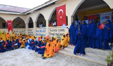 Türkiye’den Somali’de eğitime destek: Bir okulun derslikleri yenilendi