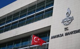Yeni Parti’nin ismi değişmeyecek