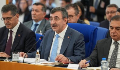 Yılmaz: Sorunların aşılmasıyla piyasalarımız yoluna daha güçlü şekilde devam edecek